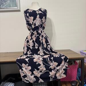 SJS Floral Pattern Sleeveless Dress with Elastic Waist Size Small